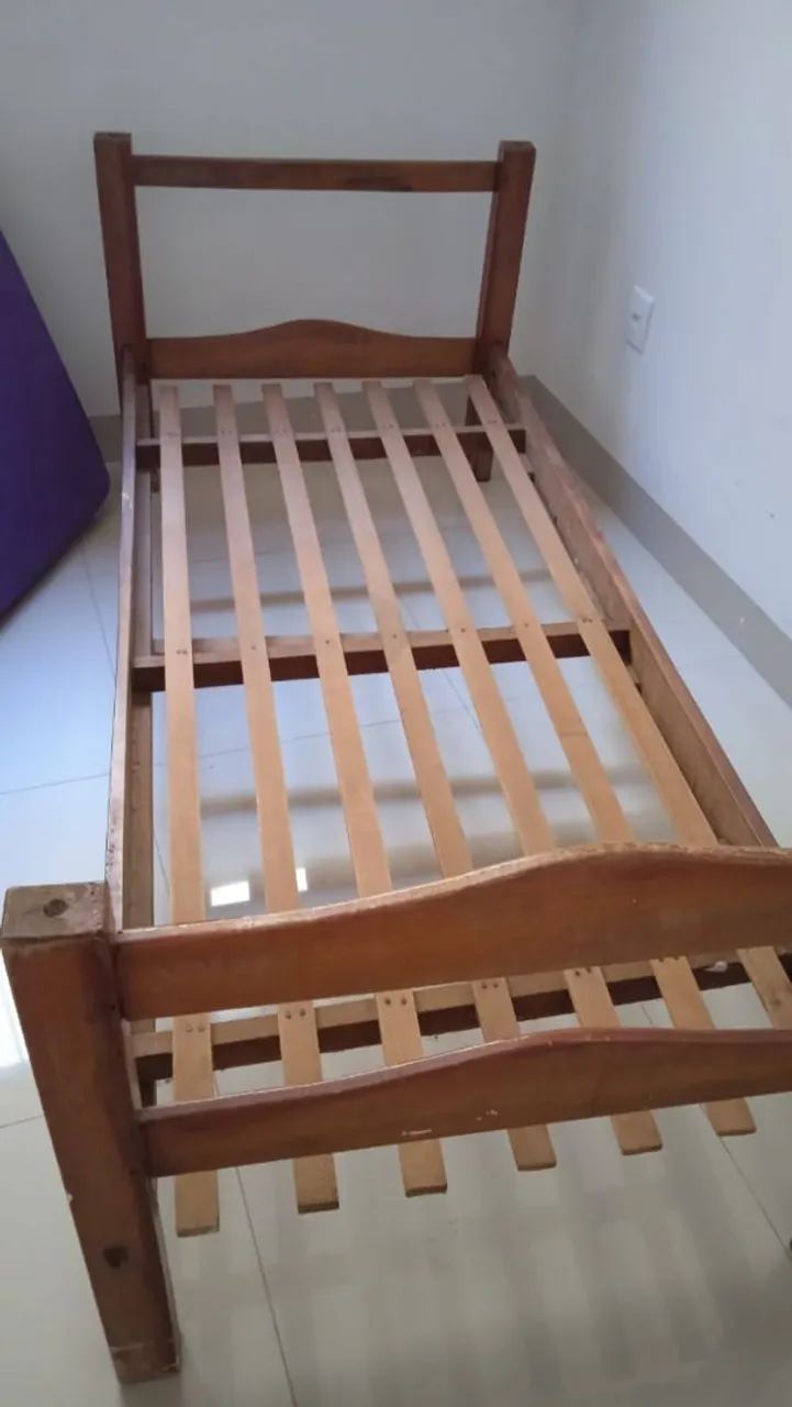 Vende cama e colchão 