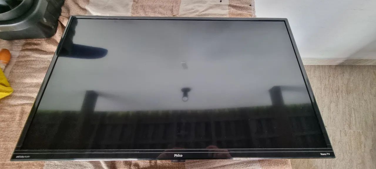Televisão 32" philco com defeito 