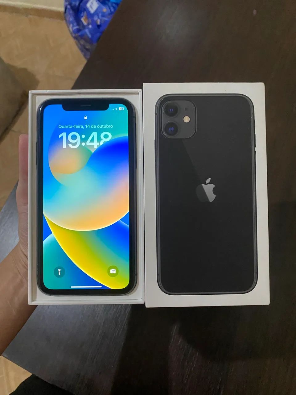 iPhone 11 64 GB todo original 