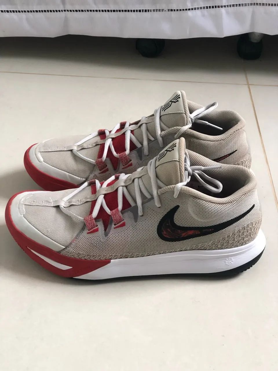 Tênis Nike 43 Kyrie Flytrap VI - Foto 2