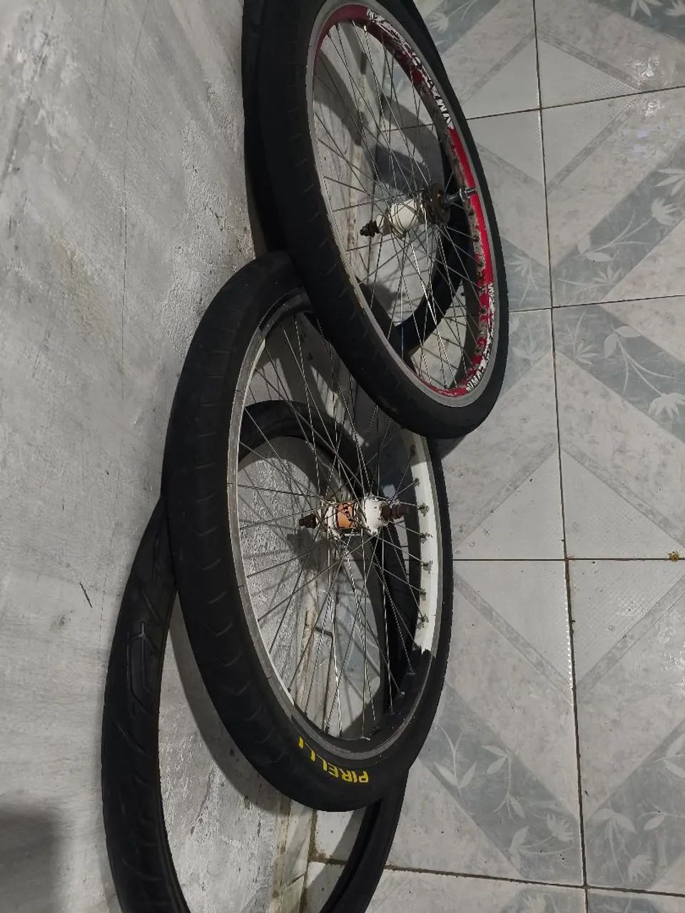 Aro VMAX completo dois pneu de brinde