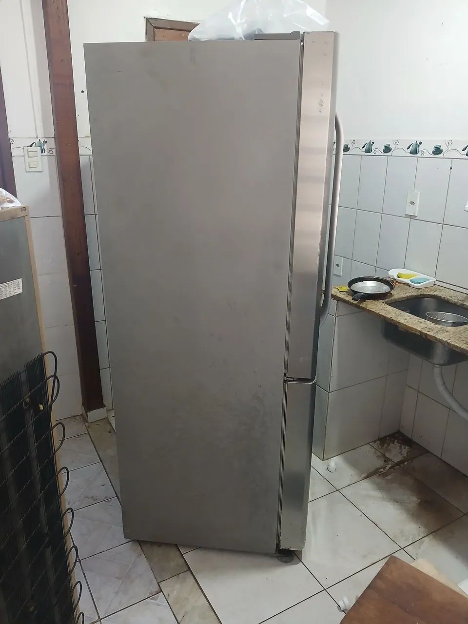 Geladeira com defeito  - Foto 2