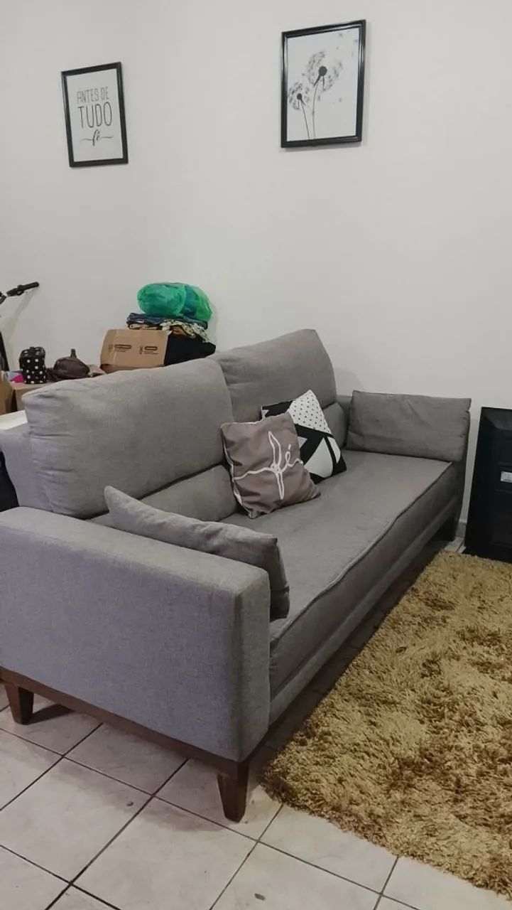 Sofá de linho na cor cinza - Foto 2
