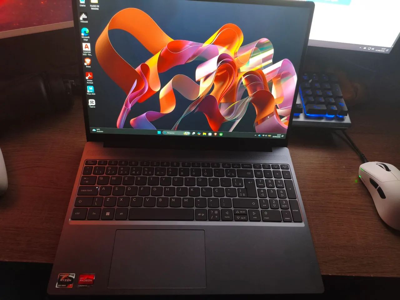 Notebook Lenovo Ideapad slim 3 Ryzen 7 7735hs