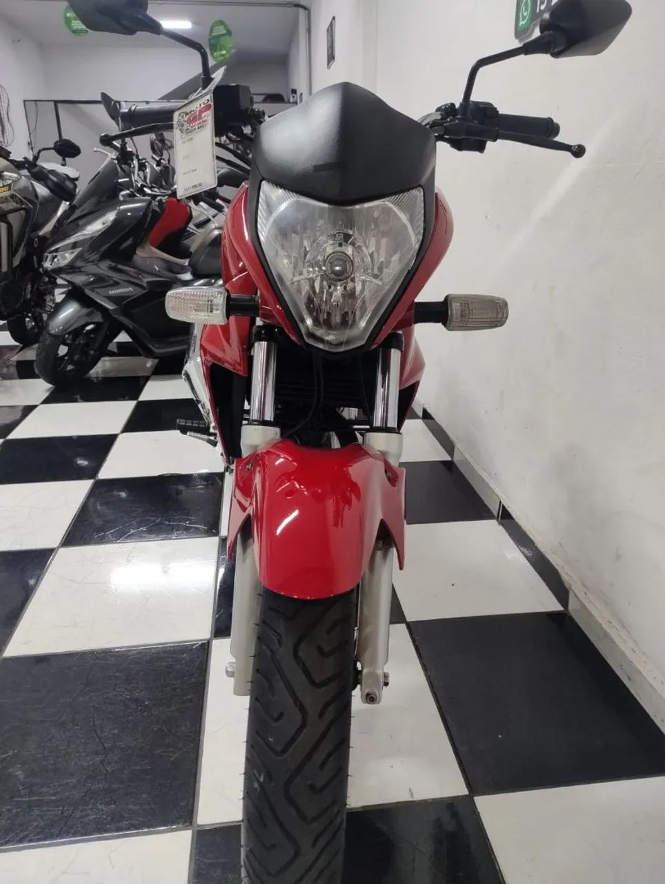 CB 300R 2015 - Foto 4