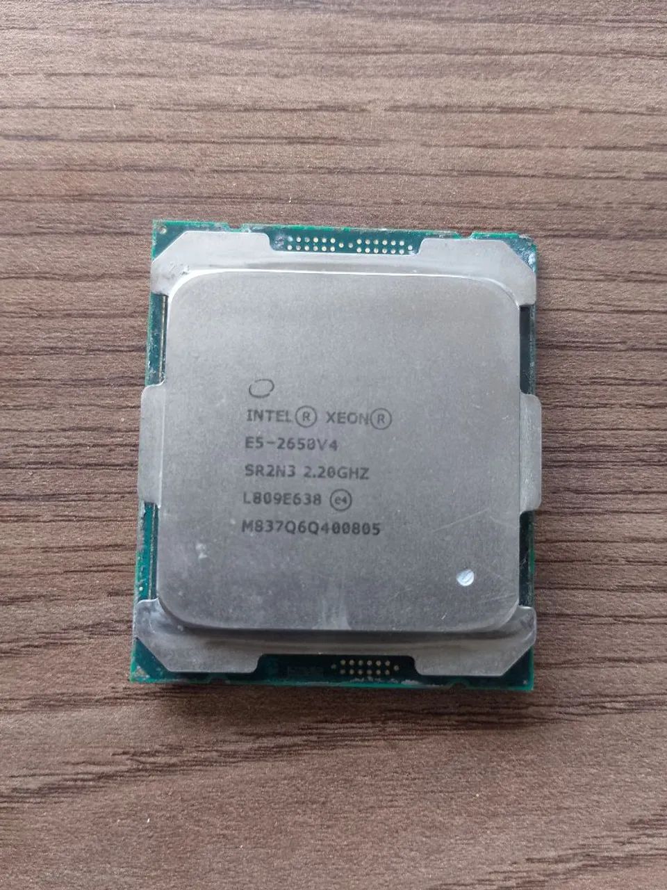 DOIS (2) INTEL XEON 2650 V 4 - Foto 3