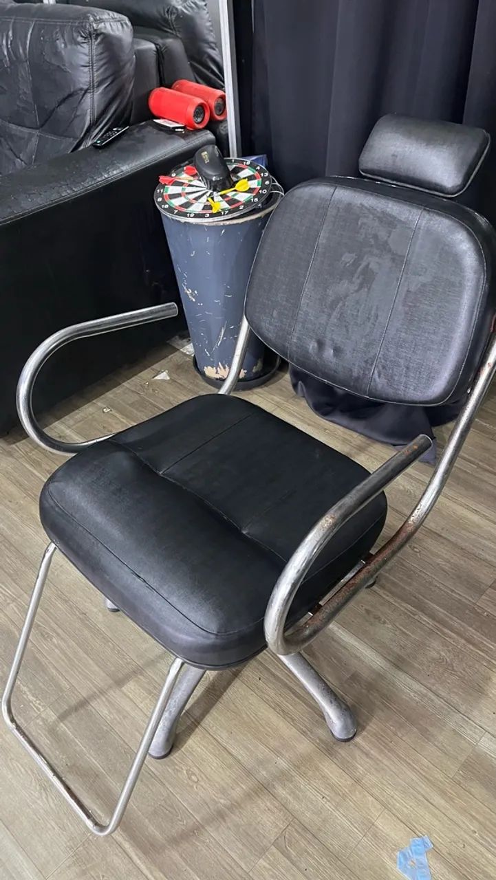 Cadeira de barbearia pra sair hoje 