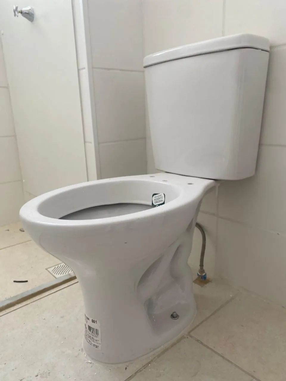 Vaso Celite Saveiro + caixa acoplada