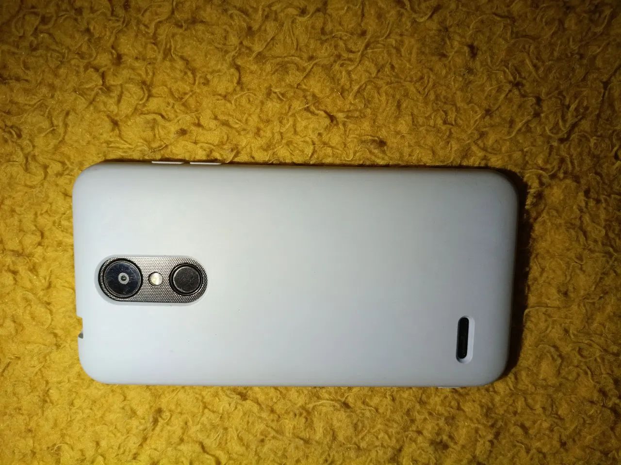 Celular K9 R$180,00