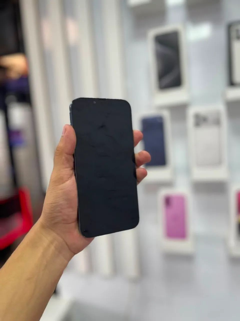 iPhone 13 Pro Max - 128GB<br>?2.999,00 - Foto 2