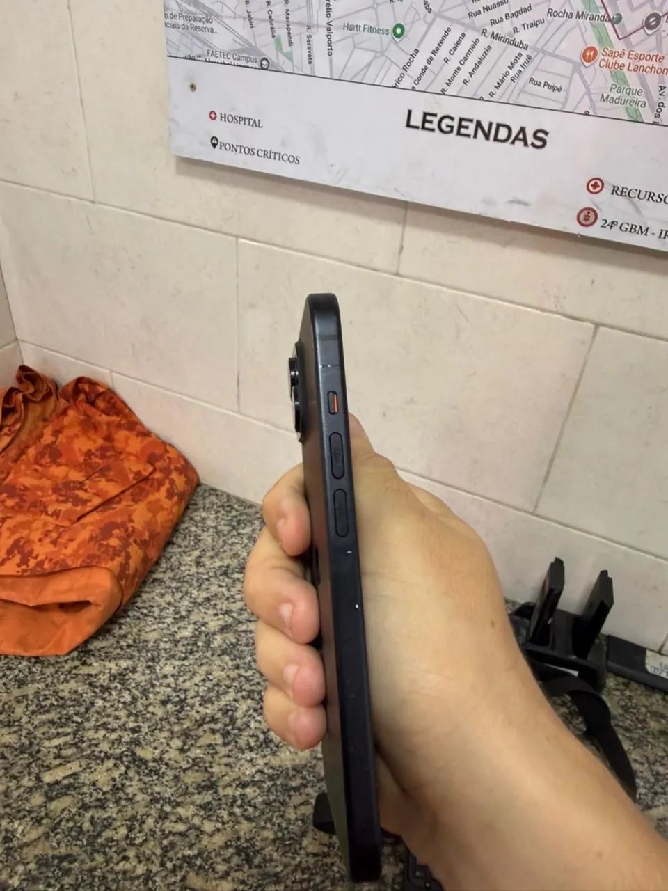 IPHONE 15 256gb 8 meses de uso todo original  - Foto 3