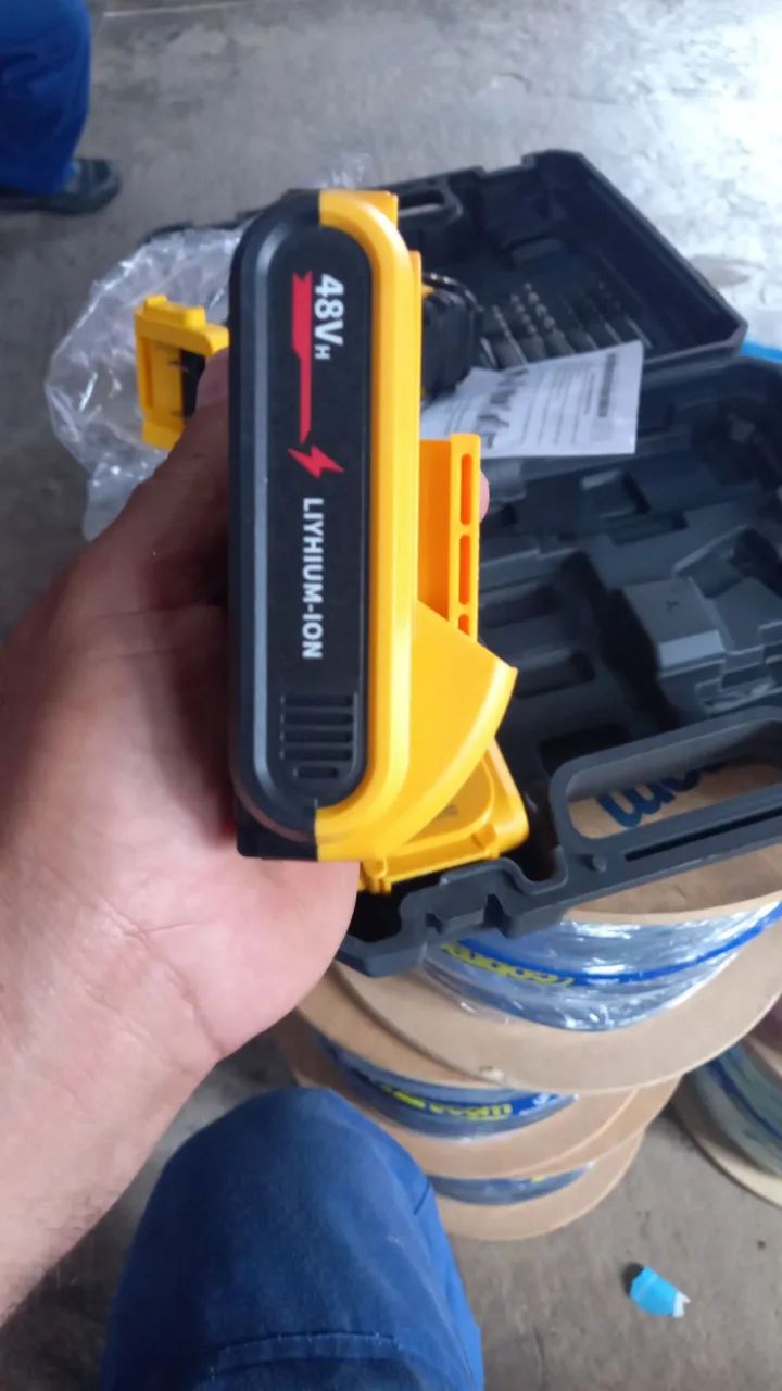 Furadeira e parafusadeira  - Foto 4