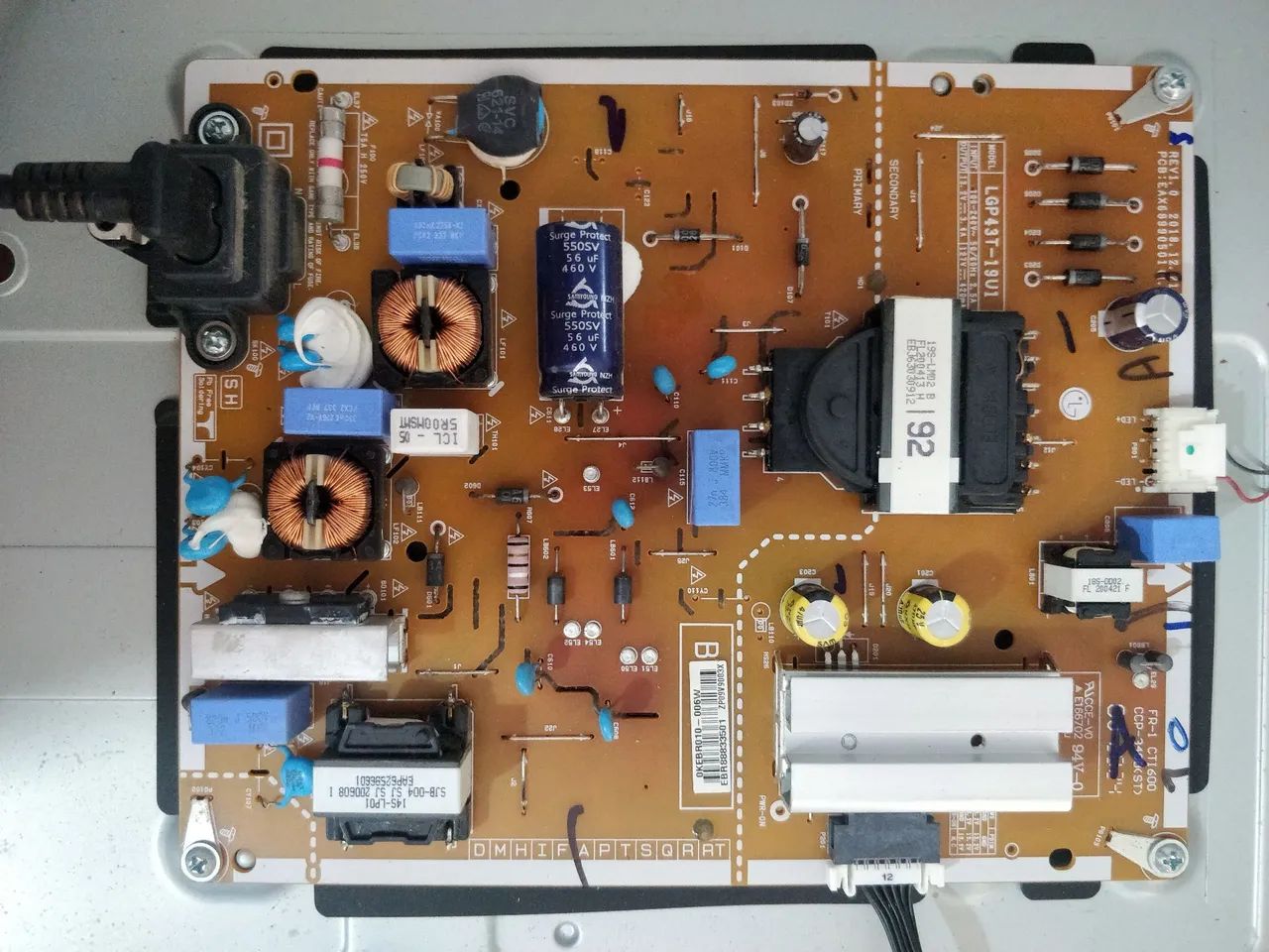 Smart TV LG 4K Modelo 43UN7300PSC 2020 (Usada) - Foto 5
