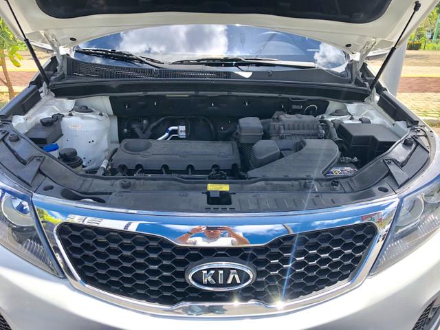 Kia SORENTO 2012 AUTOMÁTICA, COM APENAS 52.000 KMS RODADOS, ÚNICO DONO, ESTADO DE ZERO KM! - Foto 17