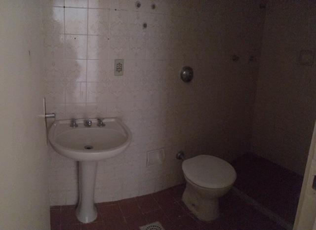 Alugo quarto e sala com varanda e garagem próximo ao Largo da Segunda feira - Foto 7