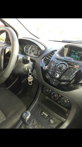 Vendo esse ford ka sedan 2015 em dias - Foto 4