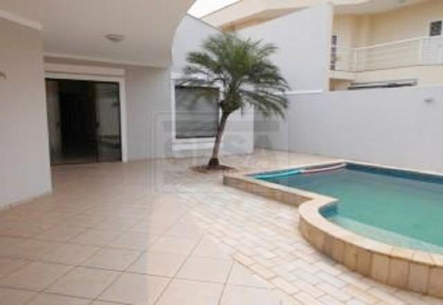 Cód:30304 Aluga-se esta linda casa no Habiana