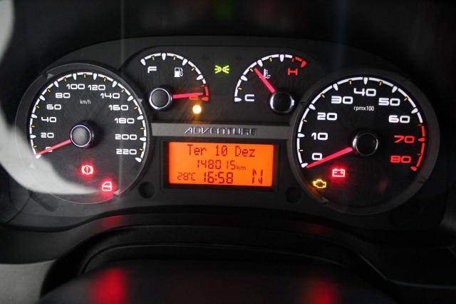 STRADA 2015/2016 1.8 MPI ADVENTURE EXTREME CD 16V FLEX 3P AUTOMATIZADO - Foto 6
