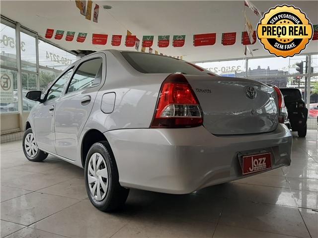 Toyota Etios 1.5 x sedan 16v flex 4p manual