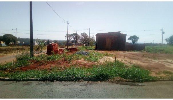 Exclusivo só aqui Lotes Parcelados mensais 150 reais - Sítio a Venda no bairro R... - Foto 2