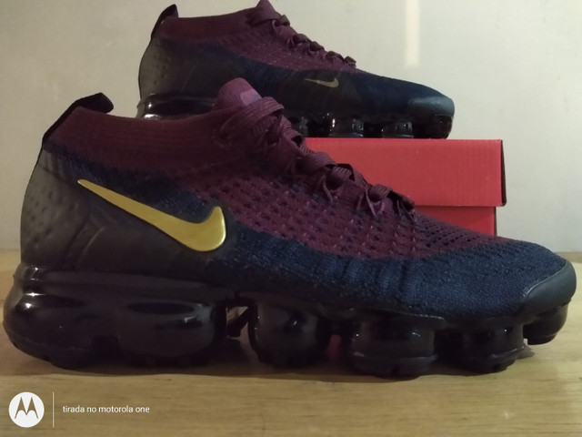 vapor max bordo