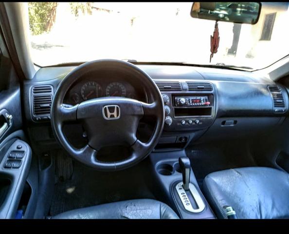Honda Civic automático muito novo todas revisões feita na Honda (raridade) - Foto 5