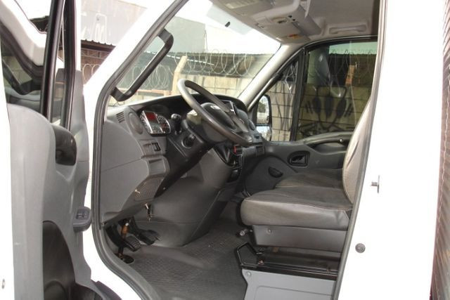 Iveco Daily 35S14 Ano 2018 Com Bau Unico Dono - Foto 6