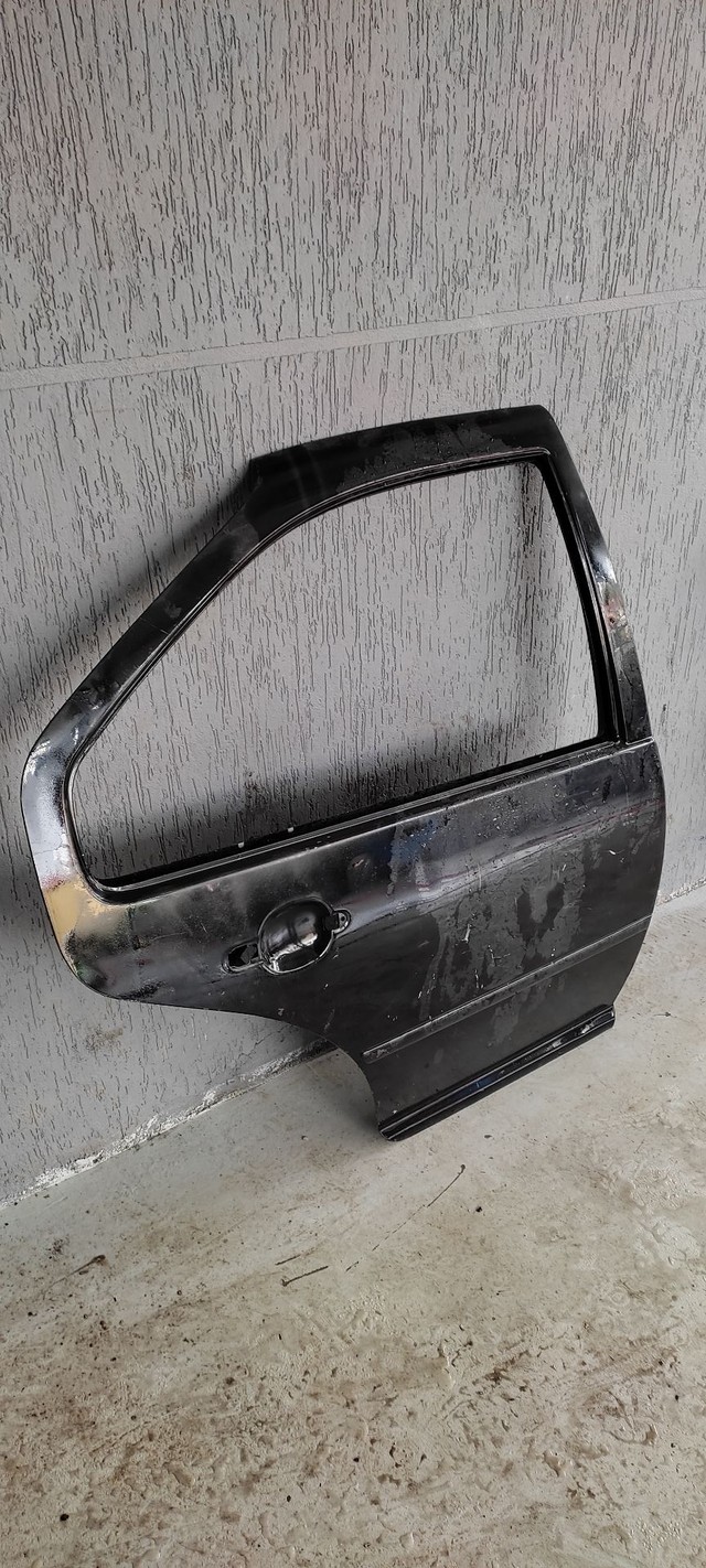 Porta Traseira Direita VW Bora 2001/... - Foto 2