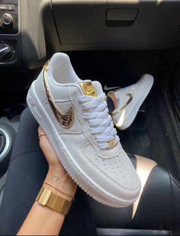 nike air force 1 0'7 essential