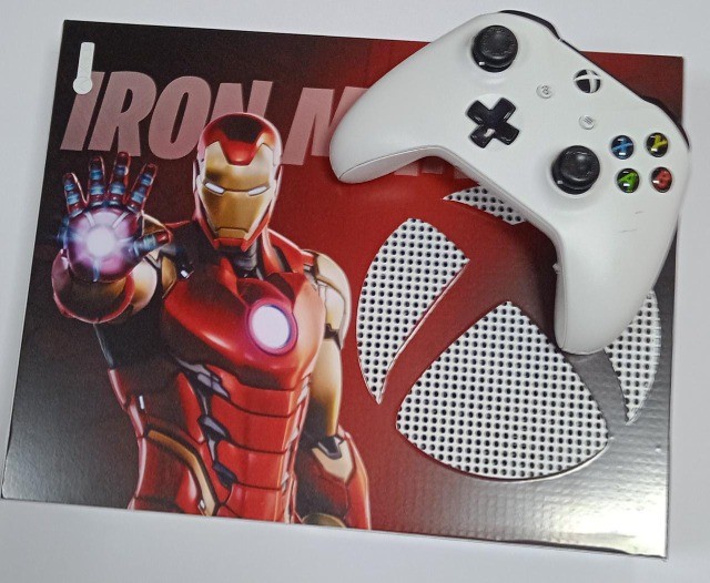 Xbox One S -  Garantia de 01 ano.