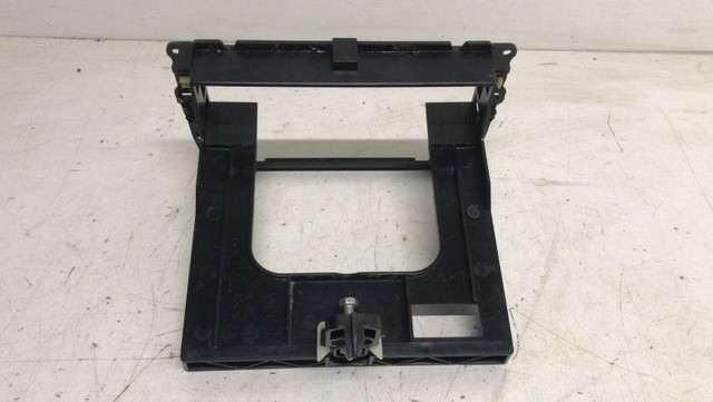 Suporte multimidia do Citroen C4 Lounge 2014  - Foto 4