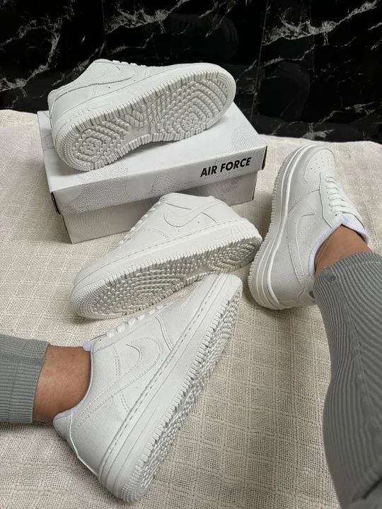 Tênis Nike Air Force 1 Branco tradicional linha Premium de promoção imperdível 