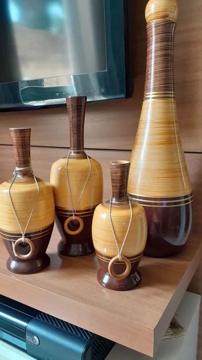 Vasos decorativos- 4 peças 