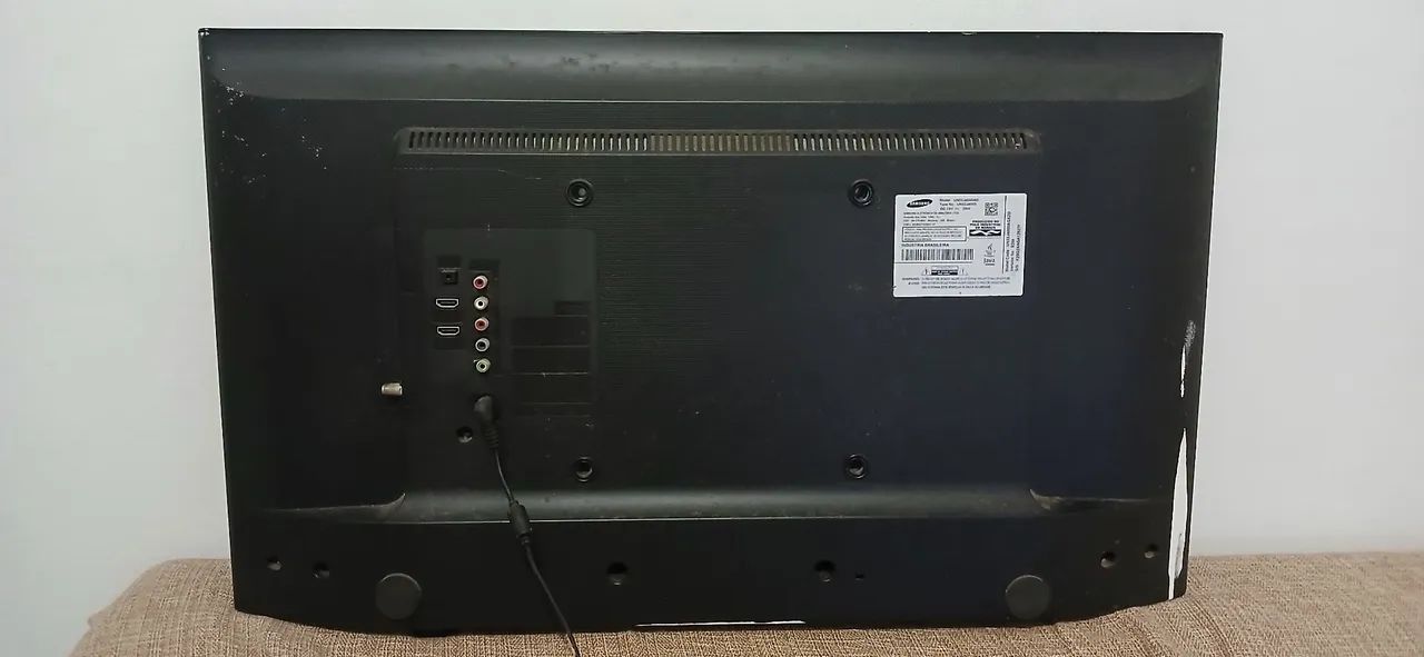 TV Samsung 32' (sem imagem e sem som) - Foto 2