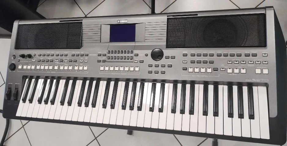 Teclado Yamaha Psr S 670 semi-novo Mixer Instrumentos Musicais