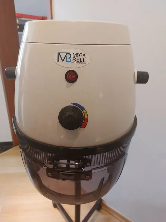 Secador de Cabelo Profissional Mega Bell - Ótimo Estado - Foto 2