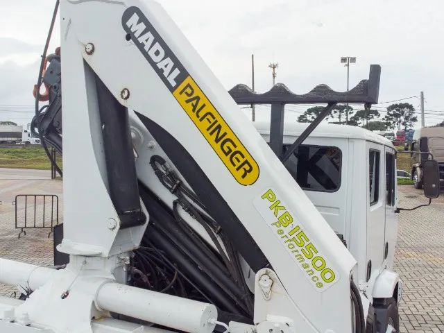 Munck Madal Palfinger PKB 15500 3H1M - 2013 - Com Controle Remoto - Instalada - Foto 7