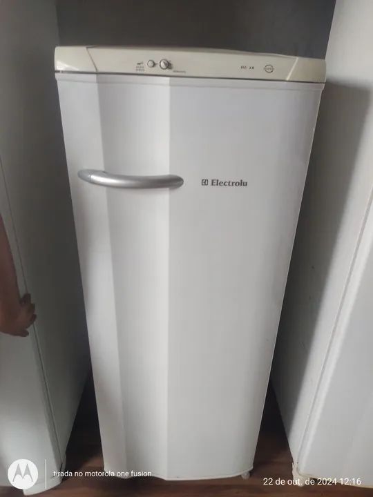 REFRIGERADOR ELECTROLUX RE28