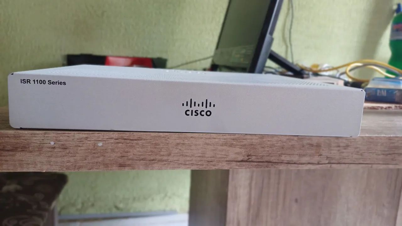 Roteador cisco c1121 com balanciamento de carga loadbalace - Foto 2
