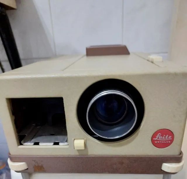 Leitz Wetzlar Pradovit N Diaprojektor Projektor 