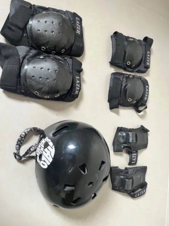 Patins Street Black traxart + Capacete + Kit proteção - Foto 3
