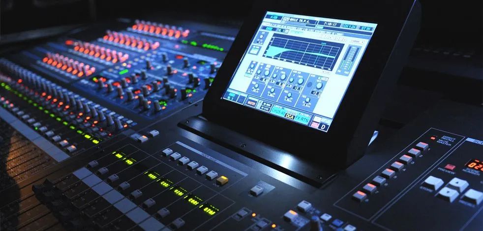 Fazemos manutenção em som profissional  - Foto 3