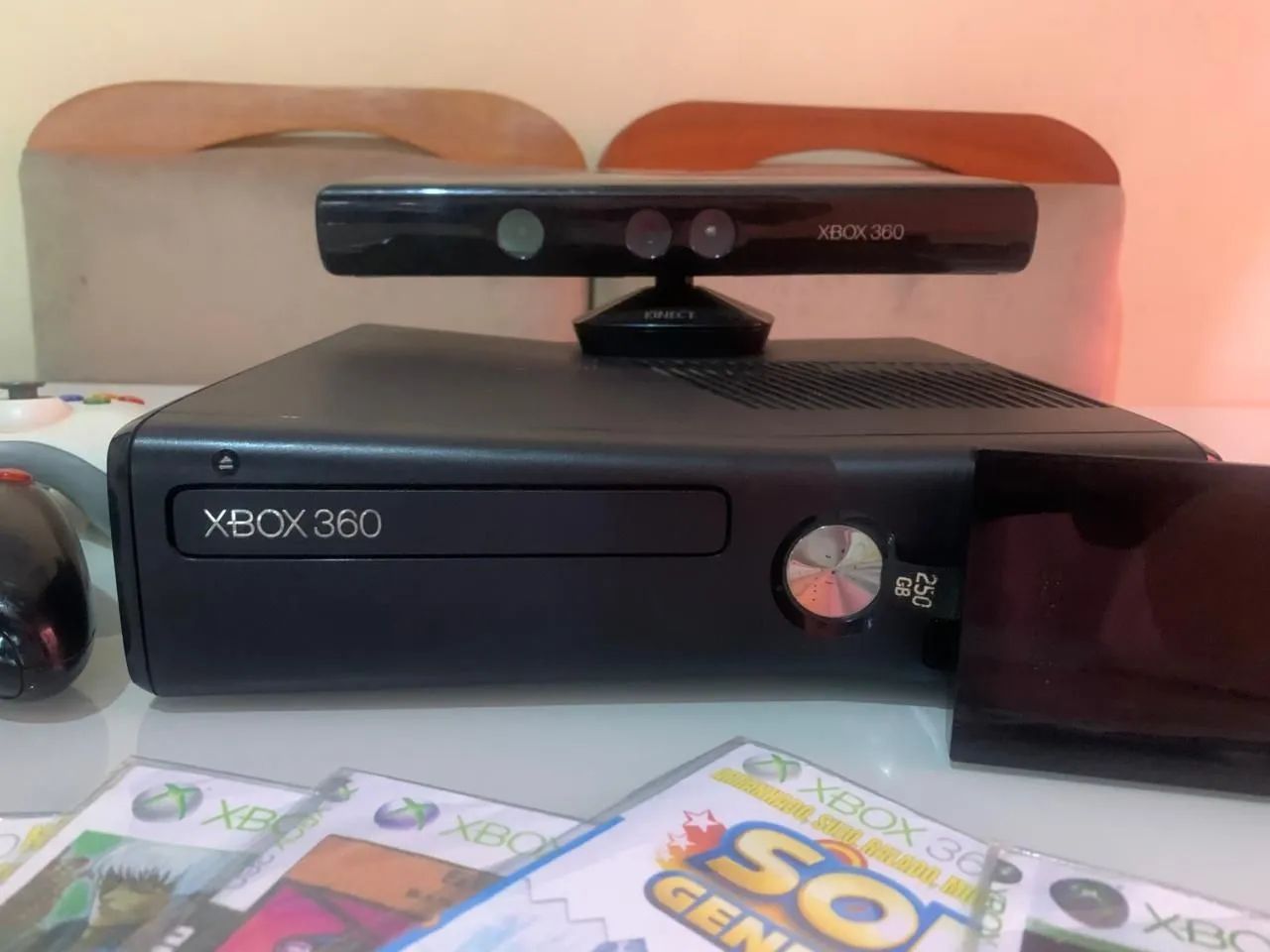 Xbox 360 com jogos e acessórios - Foto 4