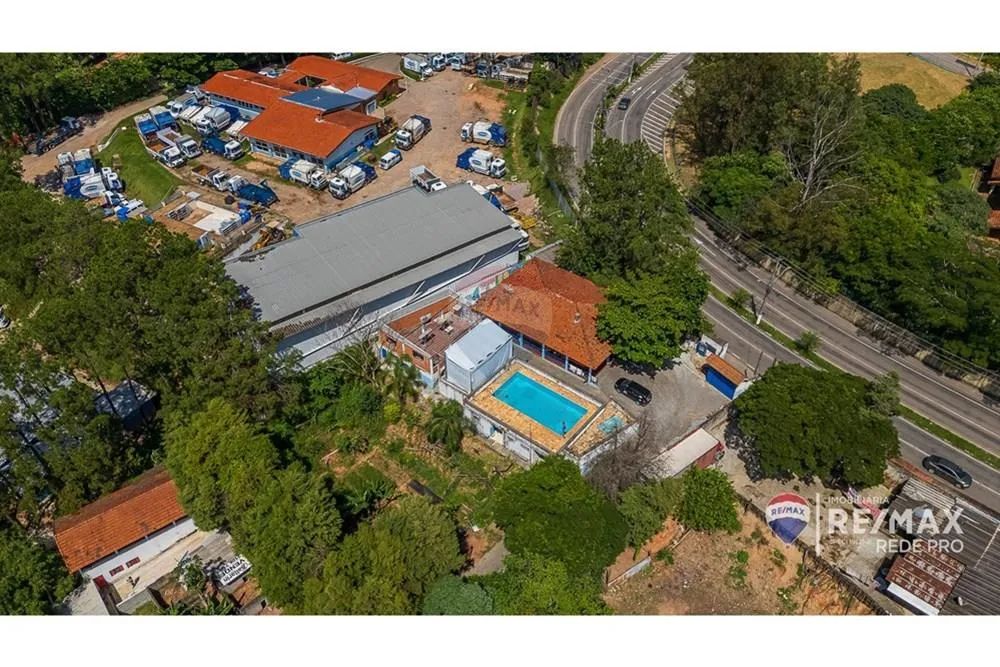Oportunidade Única: Casa Comercial