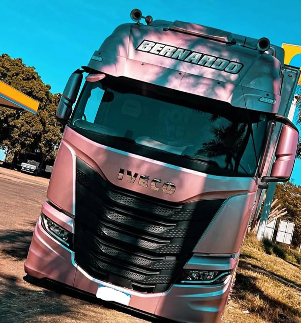 Peças Iveco Bernardo - Cor Exclusiva