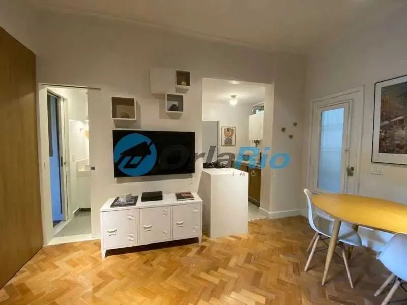 Apartamento : Padrão / Residencial / Leme