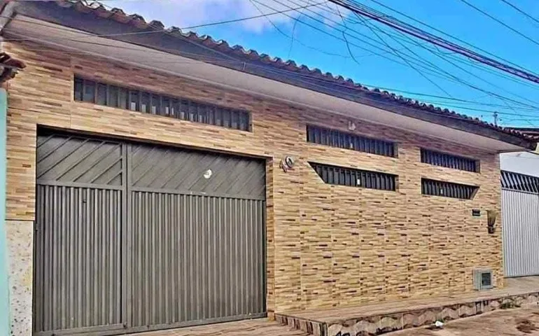 VENDO ESSA CASA NO BAIRRO ZUMBI I, PRÓXIMO A UBS L46 - ENTREGA IMEDIATA!!