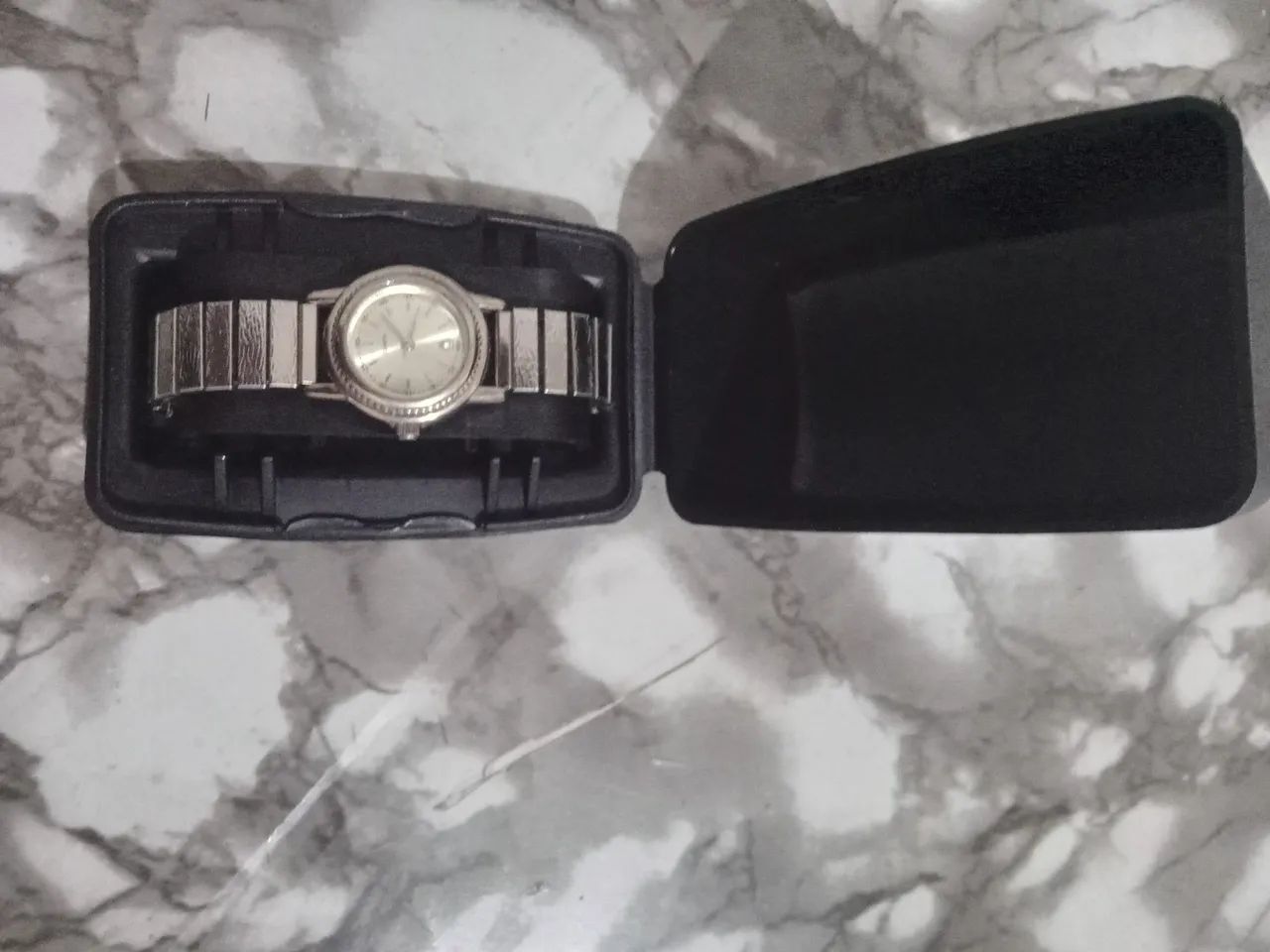 Relógio de pulso antigo - Foto 4