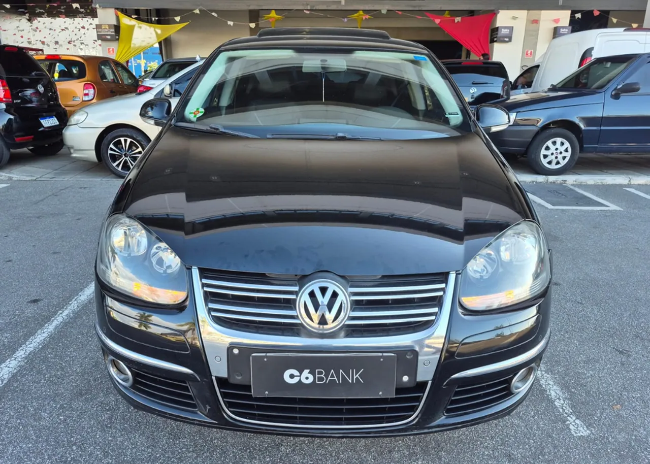 Volkswagen Jetta Gasolina Automático