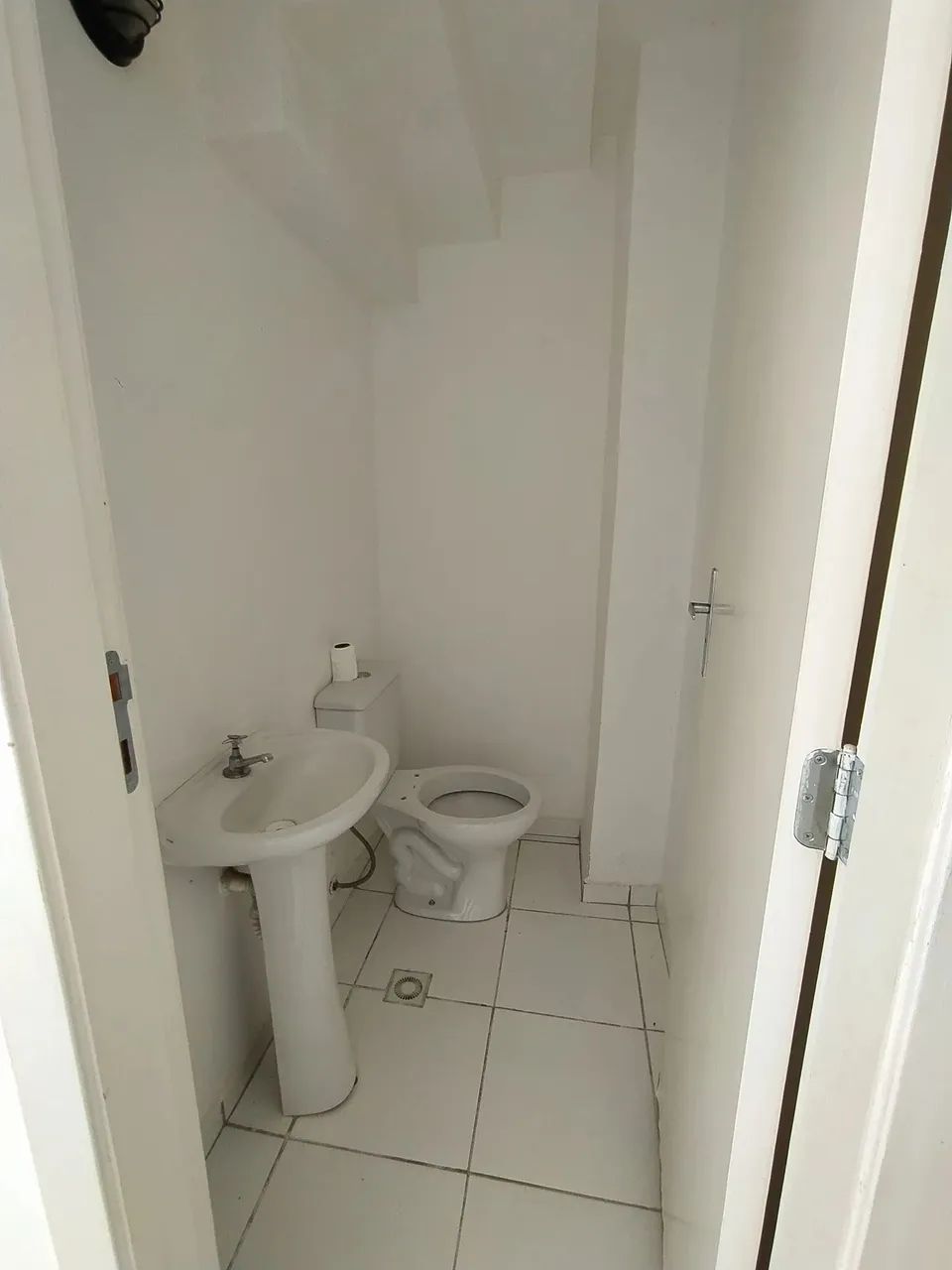 Sobrado para aluguel possui 80 metros quadrados com 3 quartos em Residencial Flórida - Goi - Foto 4